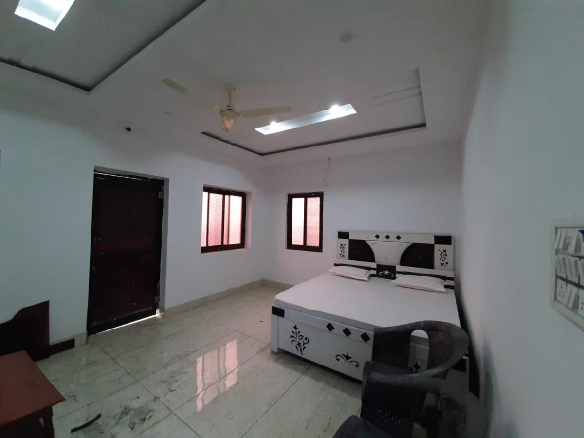 Hotel Moon Lake Pushkar Eksteriør billede