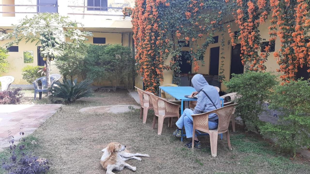 Hotel Moon Lake Pushkar Eksteriør billede